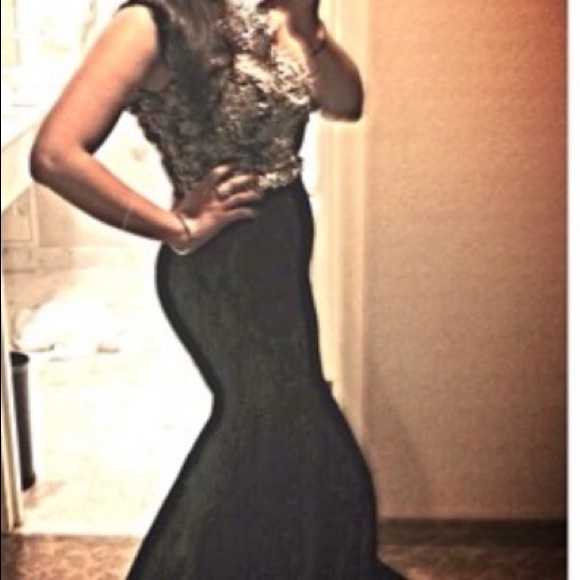 Dress - Picture 8 of 13